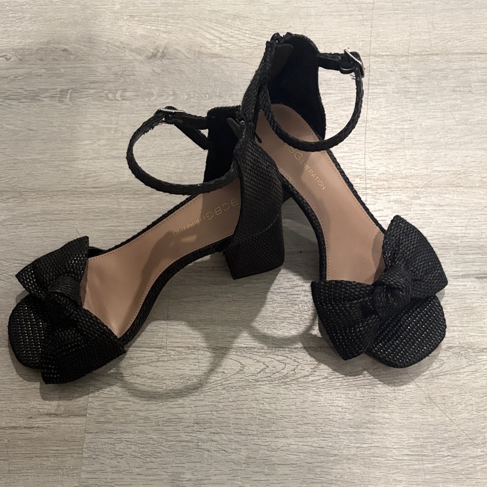 BCBGeneration Black Bow Heels